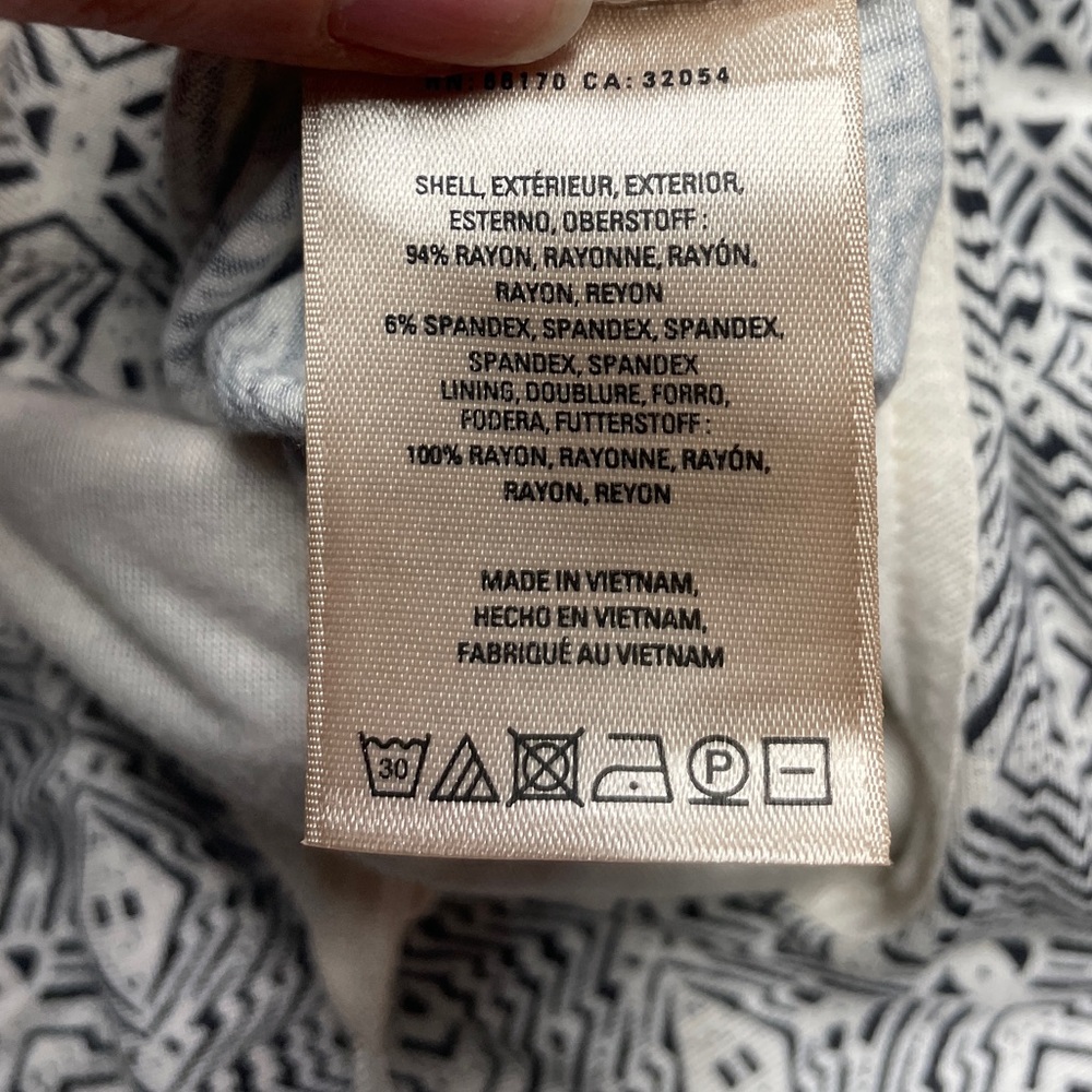 Maeve Anthro White Black White Print One Shoulder Flutter Sleeve Jumpsuit Sz M - Picture 6 of 7